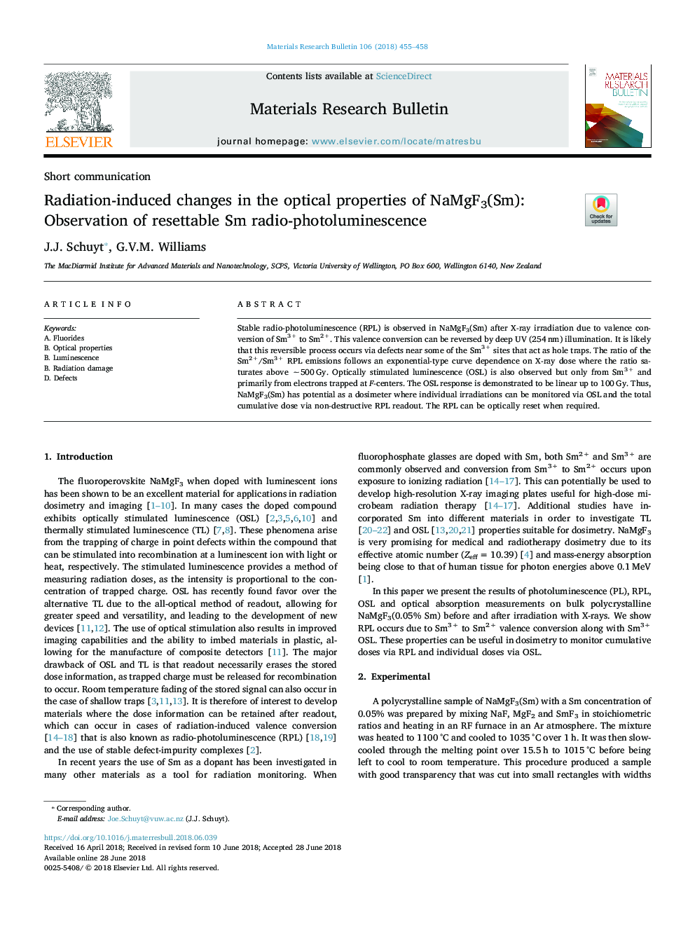 Radiation-induced changes in the optical properties of NaMgF3(Sm): Observation of resettable Sm radio-photoluminescence