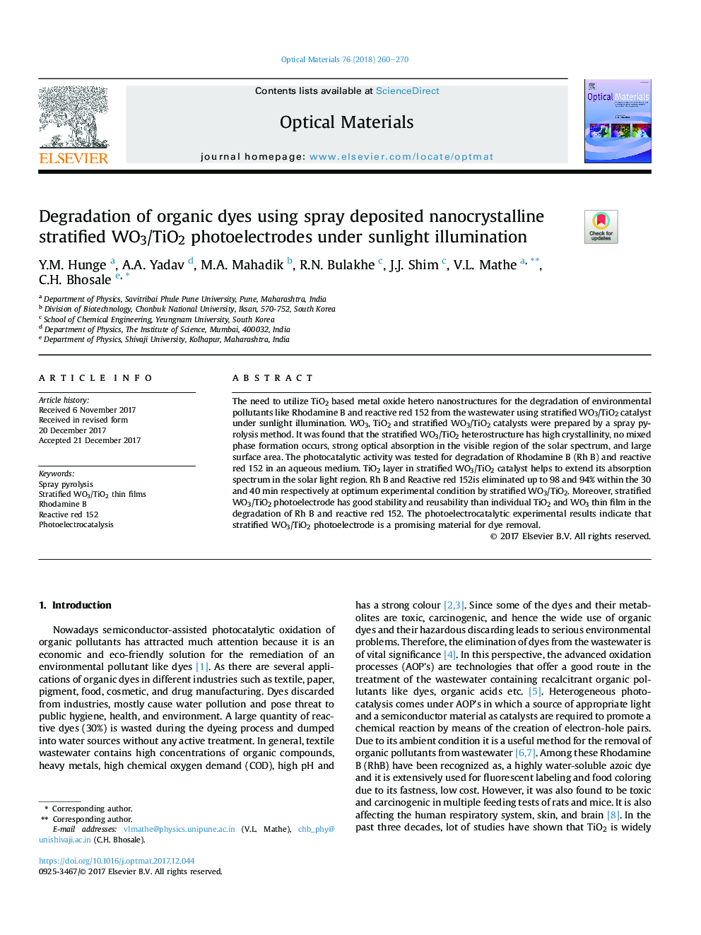 Degradation of organic dyes using spray deposited nanocrystalline stratified WO3/TiO2 photoelectrodes under sunlight illumination