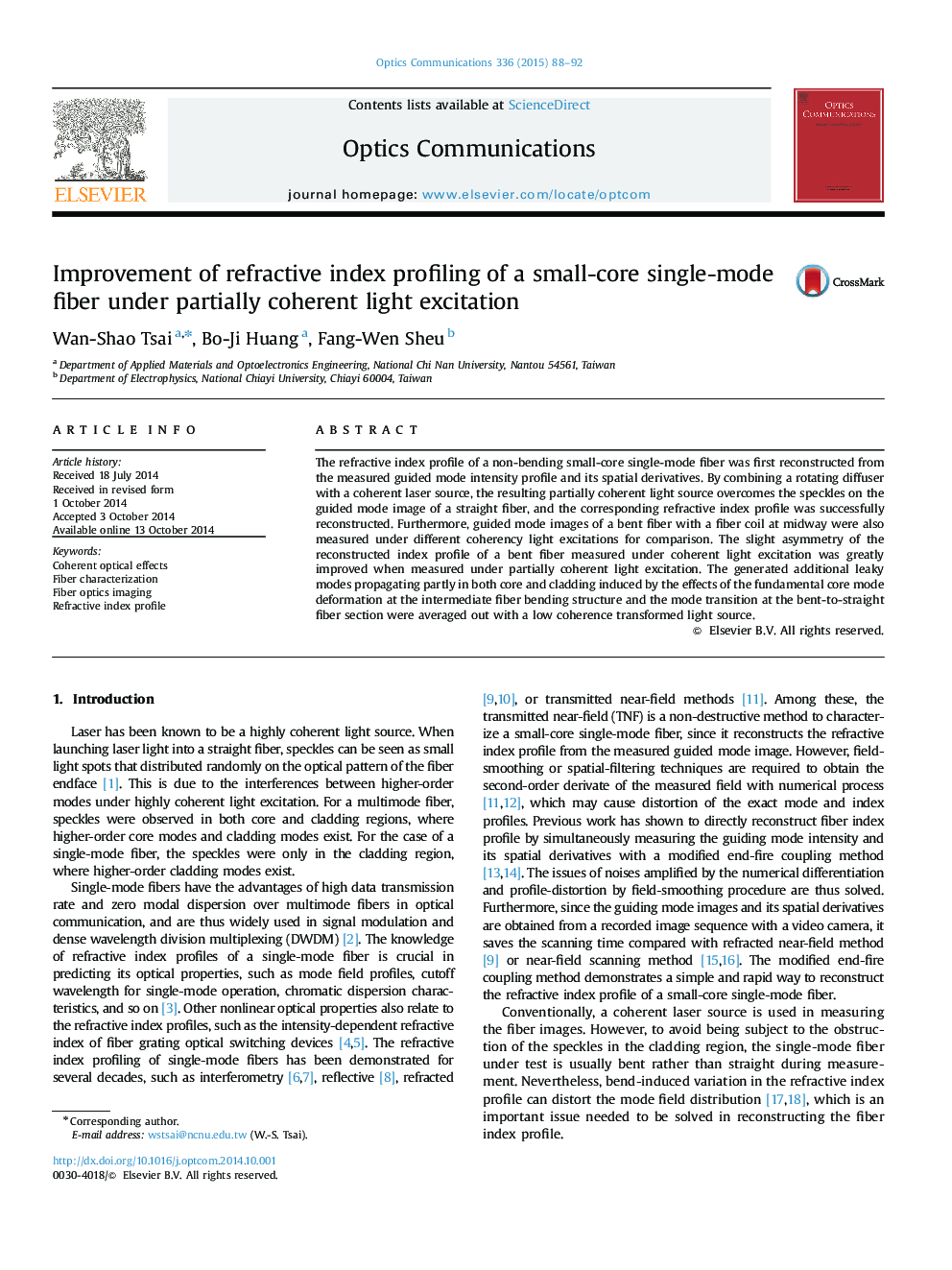 Improvement of refractive index profiling of a small-core single-mode fiber under partially coherent light excitation