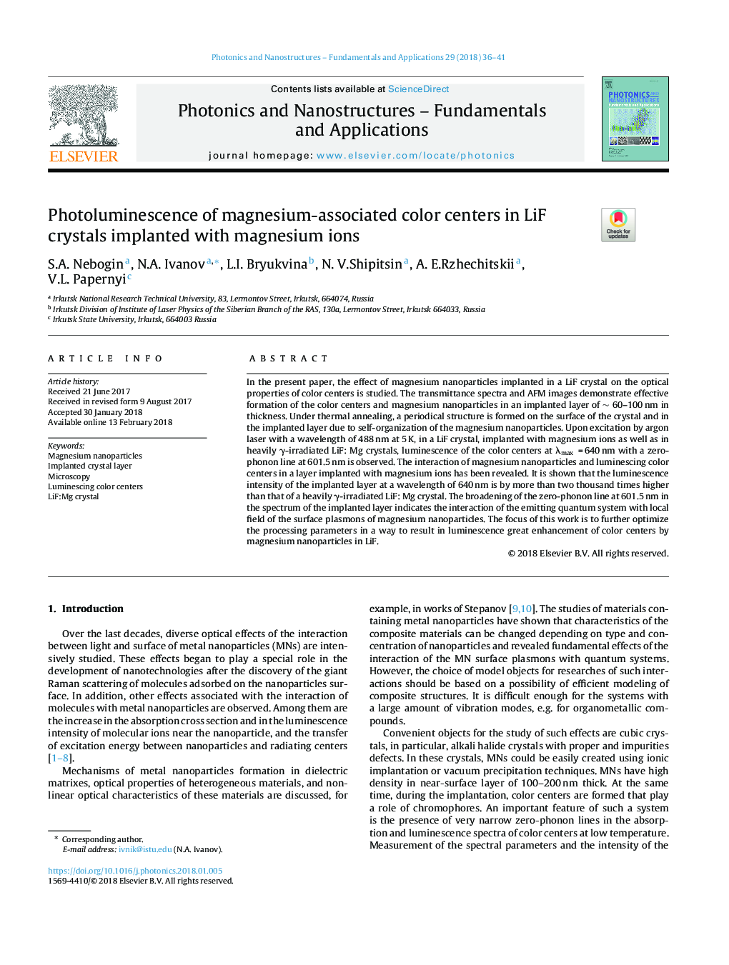 Photoluminescence of magnesium-associated color centers in LiF crystals implanted with magnesium ions