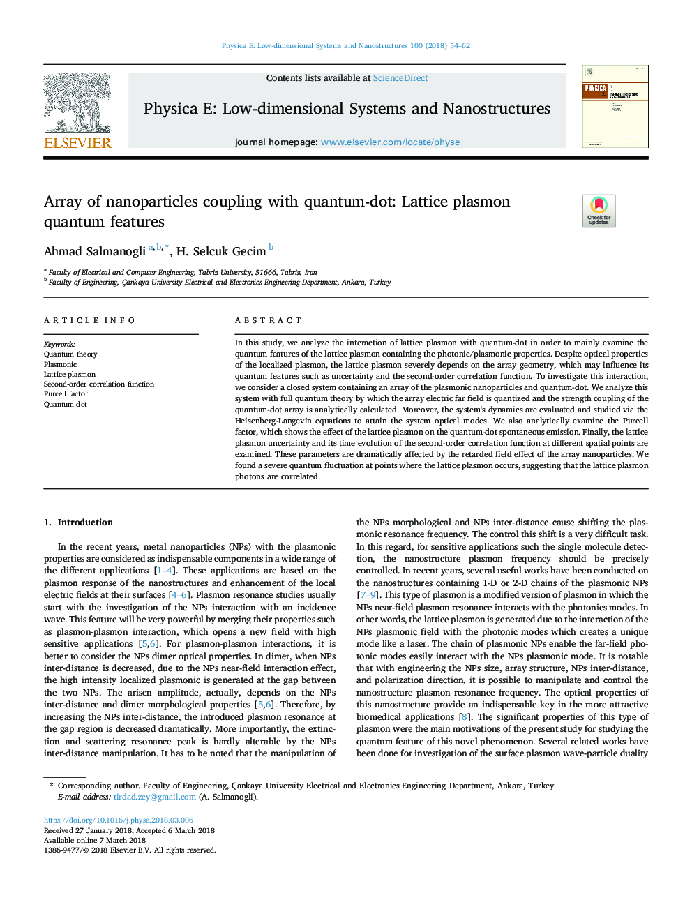 Array of nanoparticles coupling with quantum-dot: Lattice plasmon quantum features