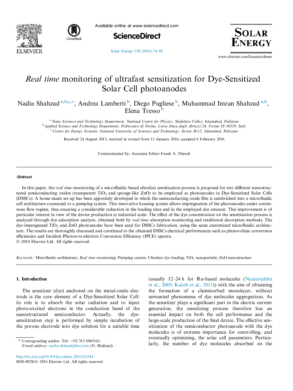 Real time monitoring of ultrafast sensitization for Dye-Sensitized Solar Cell photoanodes