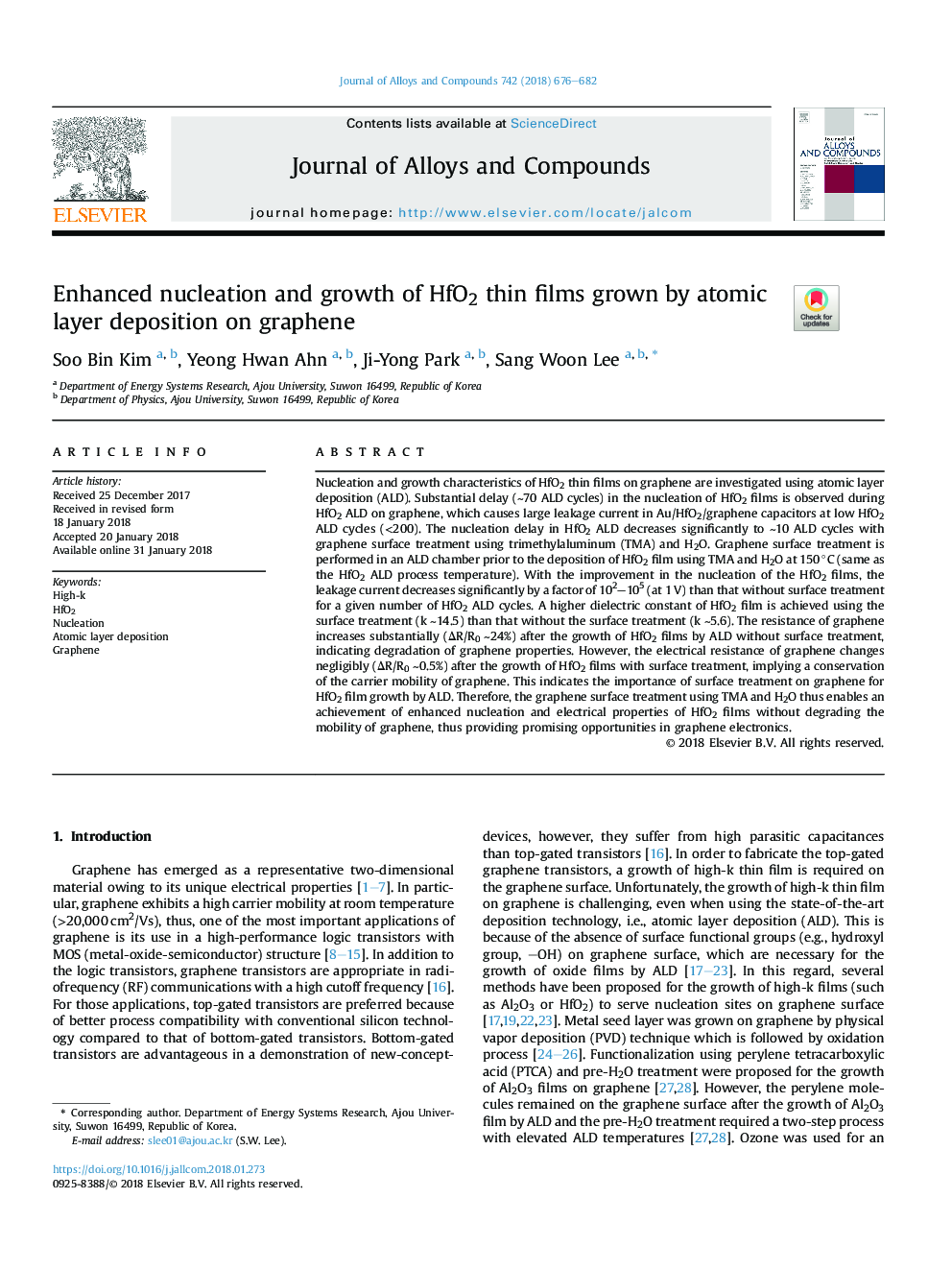 Enhanced nucleation and growth of HfO2 thin films grown by atomic layer deposition on graphene