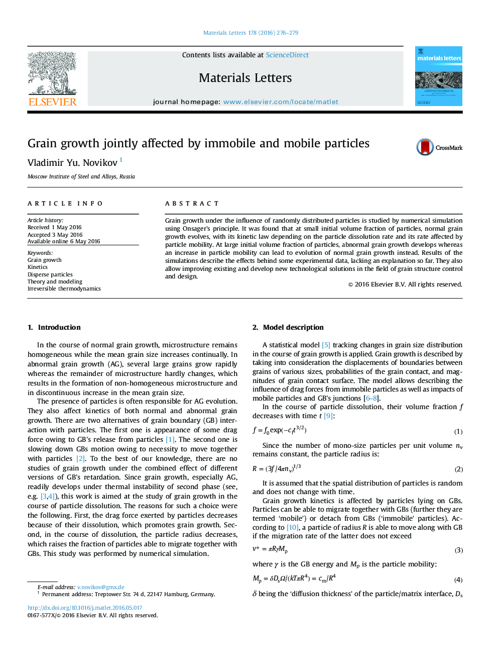 Grain growth jointly affected by immobile and mobile particles