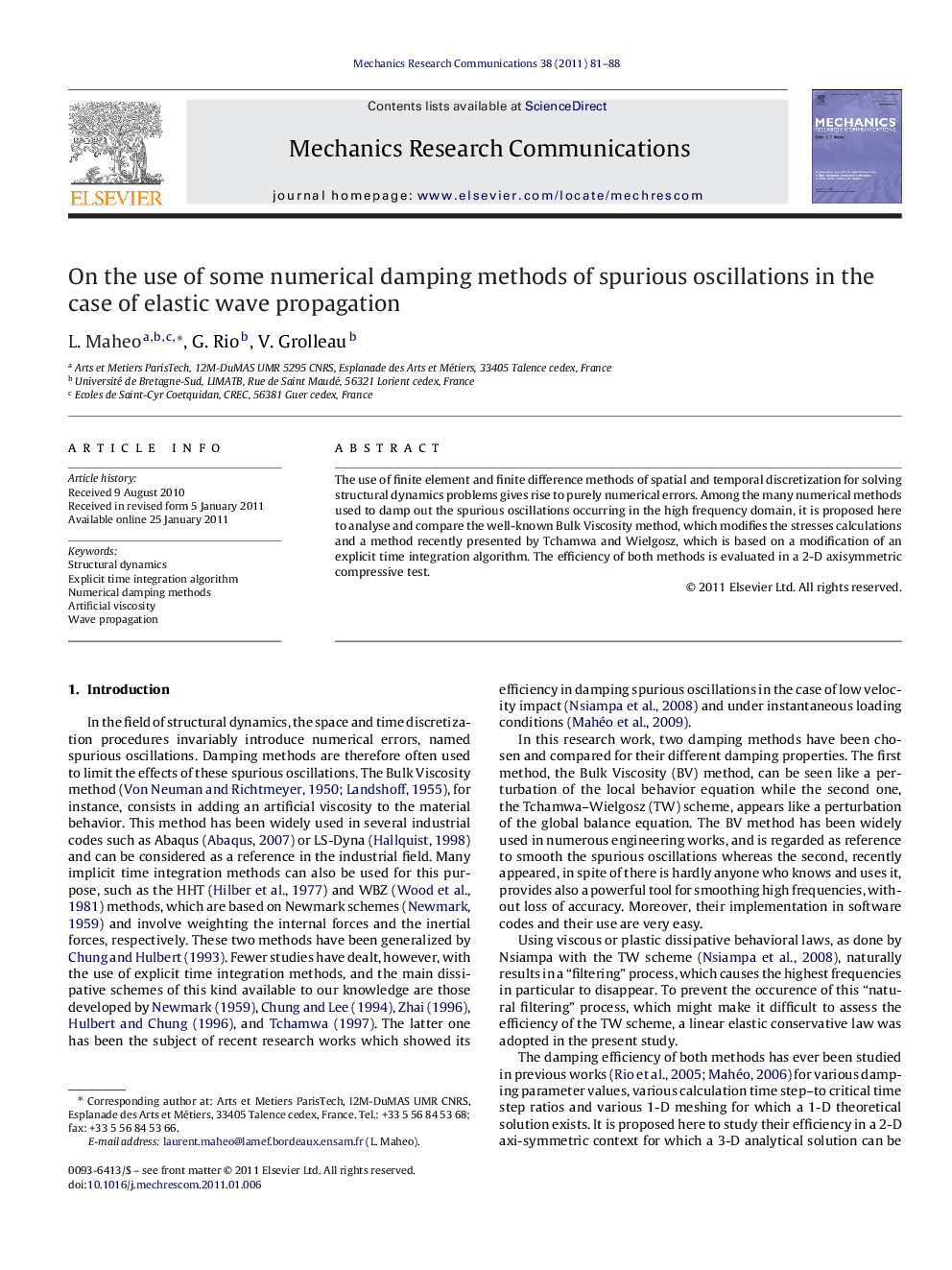 On the use of some numerical damping methods of spurious oscillations in the case of elastic wave propagation