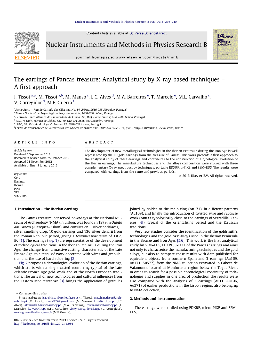 The earrings of Pancas treasure: Analytical study by X-ray based techniques - A first approach