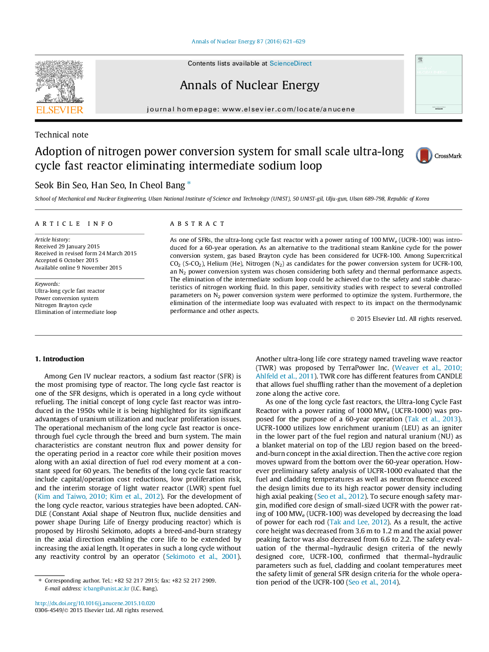 Adoption of nitrogen power conversion system for small scale ultra-long cycle fast reactor eliminating intermediate sodium loop