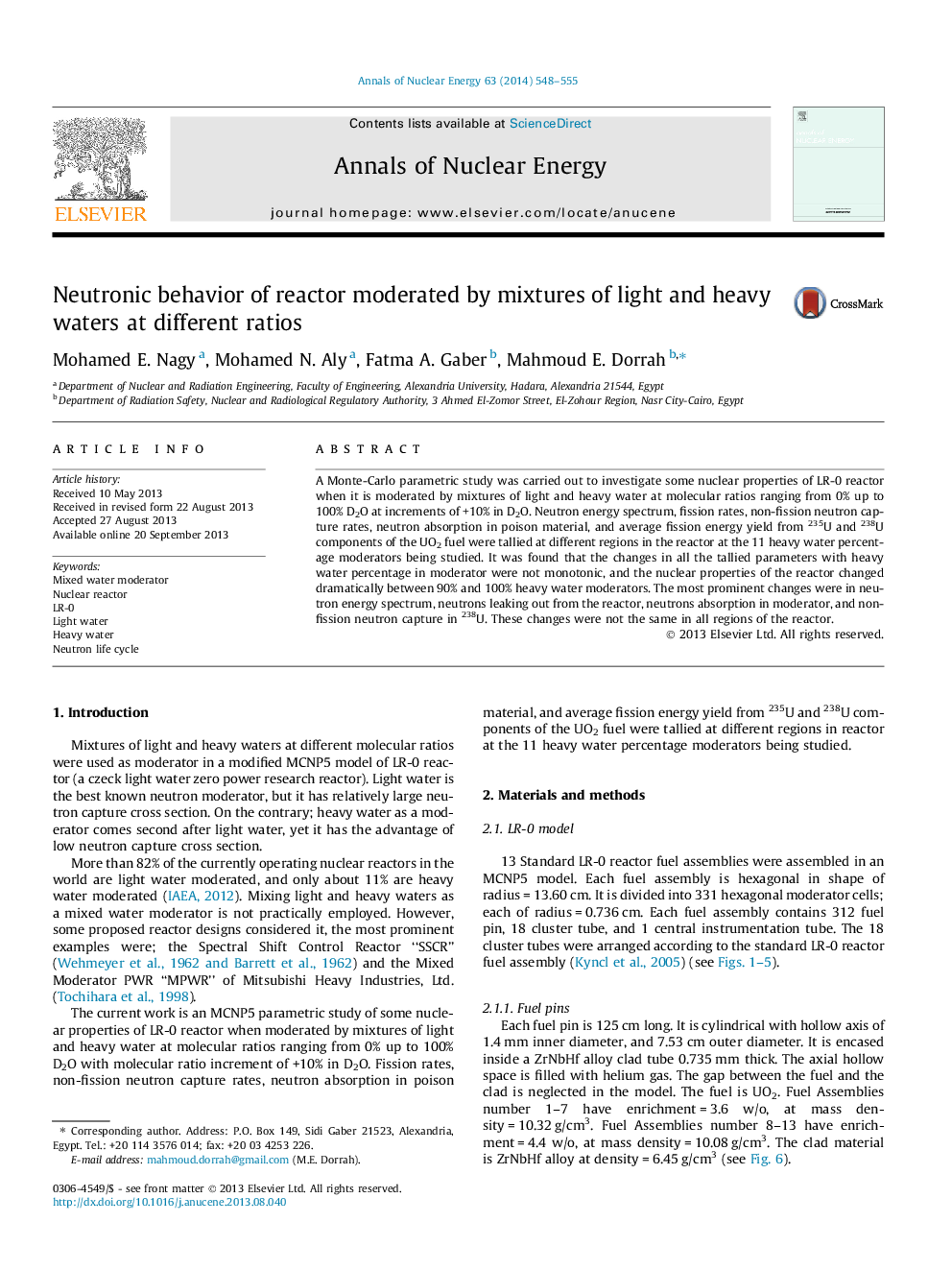 Neutronic behavior of reactor moderated by mixtures of light and heavy waters at different ratios