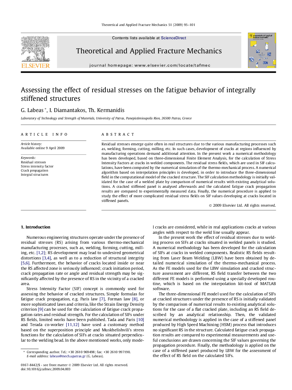 Assessing the effect of residual stresses on the fatigue behavior of integrally stiffened structures