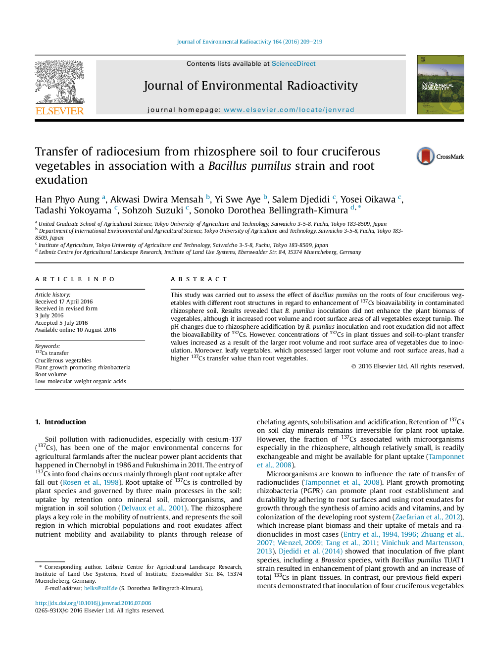 Transfer of radiocesium from rhizosphere soil to four cruciferous vegetables in association with a Bacillus pumilus strain and root exudation