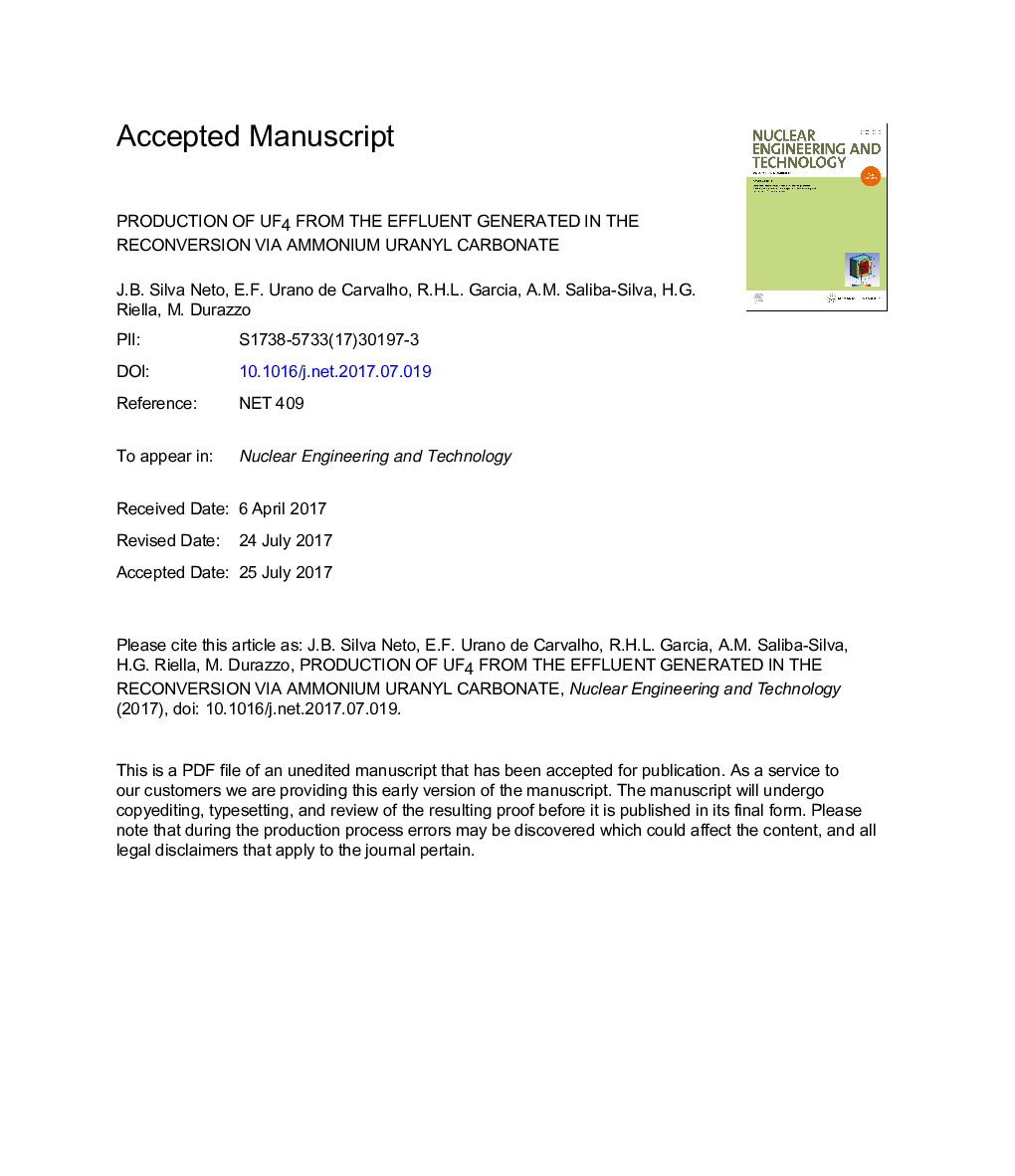 Production of uranium tetrafluoride from the effluent generated in the reconversion via ammonium uranyl carbonate