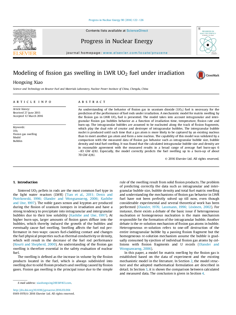 Modeling of fission gas swelling in LWR UO2 fuel under irradiation