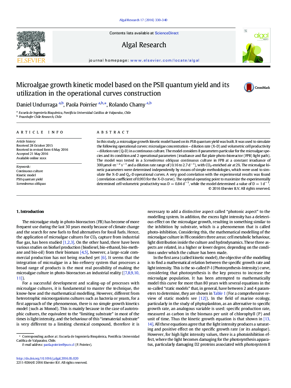 Microalgae growth kinetic model based on the PSII quantum yield and its utilization in the operational curves construction