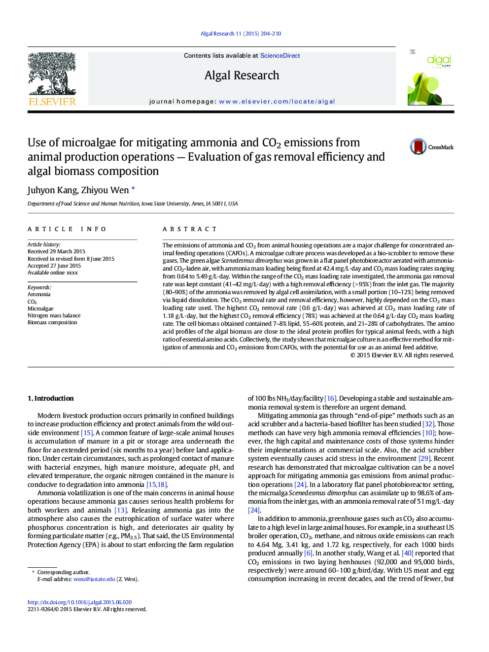 Use of microalgae for mitigating ammonia and CO2 emissions from animal production operations - Evaluation of gas removal efficiency and algal biomass composition