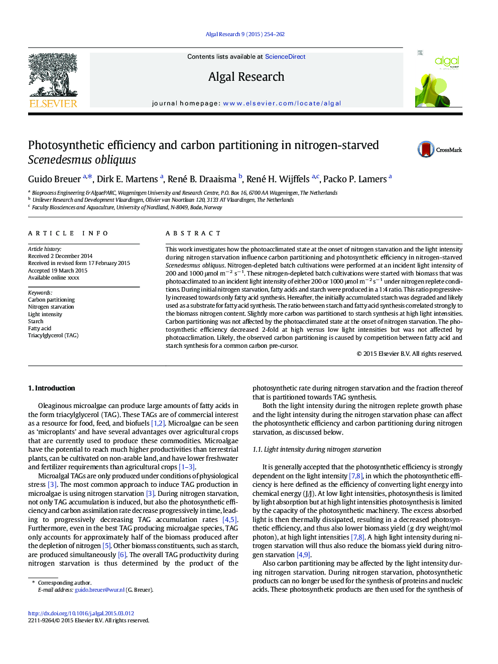 Photosynthetic efficiency and carbon partitioning in nitrogen-starved Scenedesmus obliquus