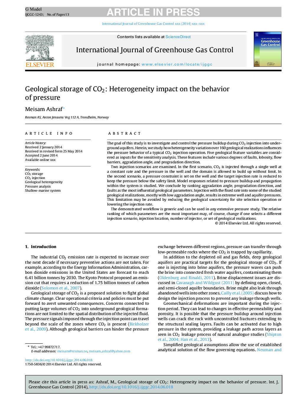 Geological storage of CO2: Heterogeneity impact on the behavior of pressure