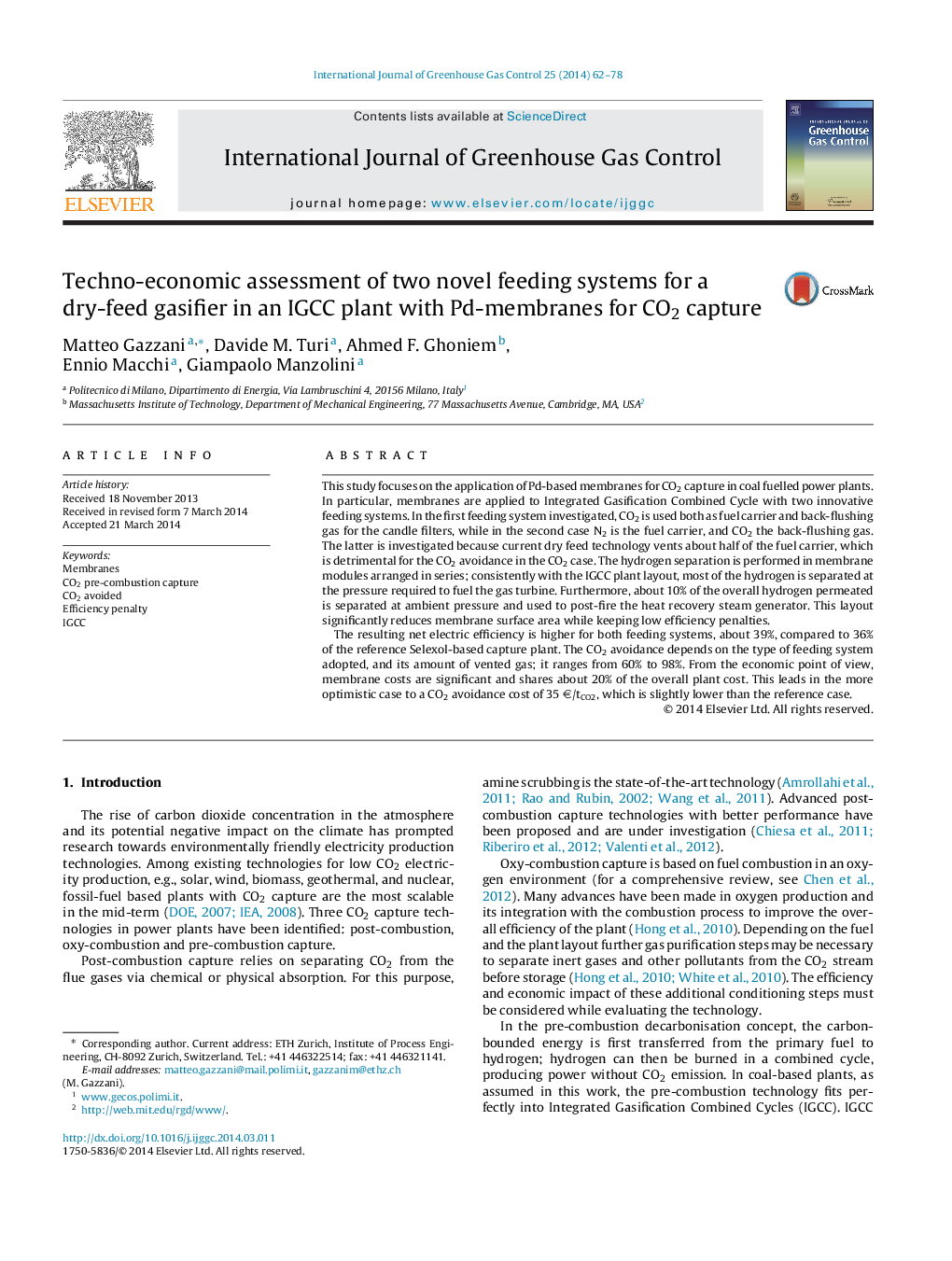 Techno-economic assessment of two novel feeding systems for a dry-feed gasifier in an IGCC plant with Pd-membranes for CO2 capture