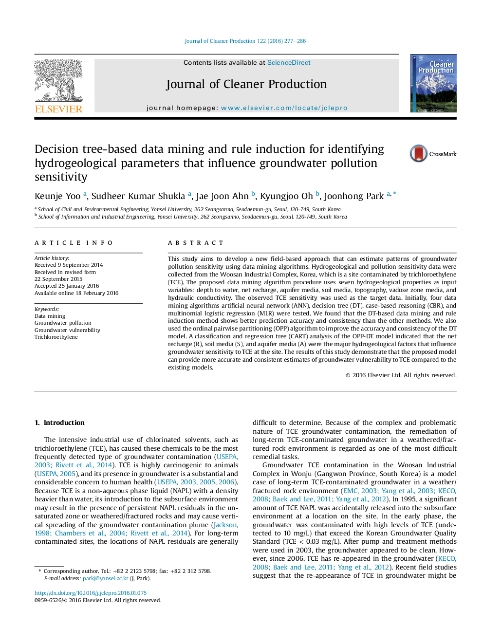 Decision tree-based data mining and rule induction for identifying hydrogeological parameters that influence groundwater pollution sensitivity