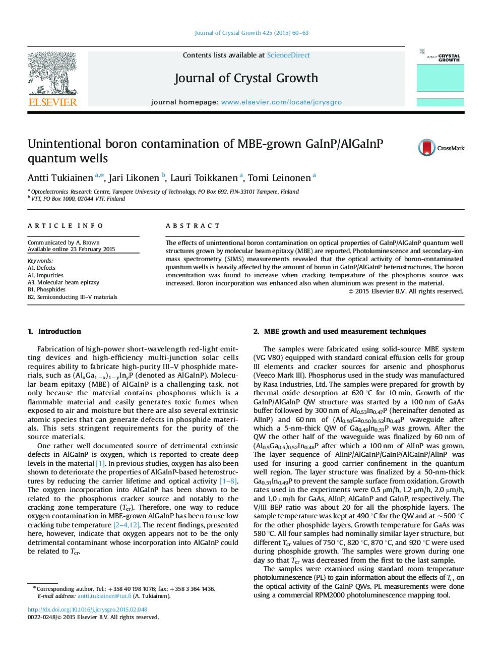 Unintentional boron contamination of MBE-grown GaInP/AlGaInP quantum wells