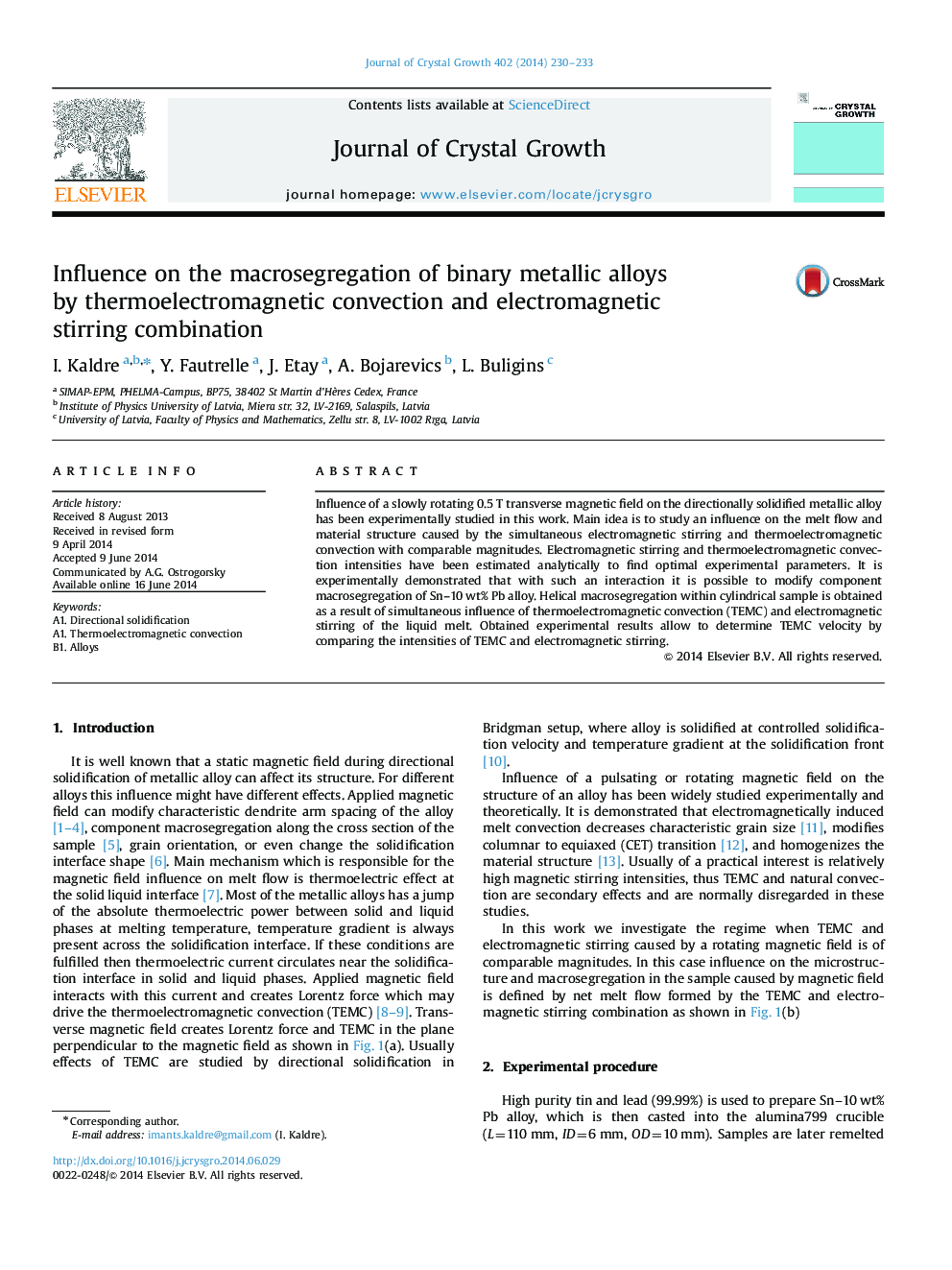 Influence on the macrosegregation of binary metallic alloys by thermoelectromagnetic convection and electromagnetic stirring combination