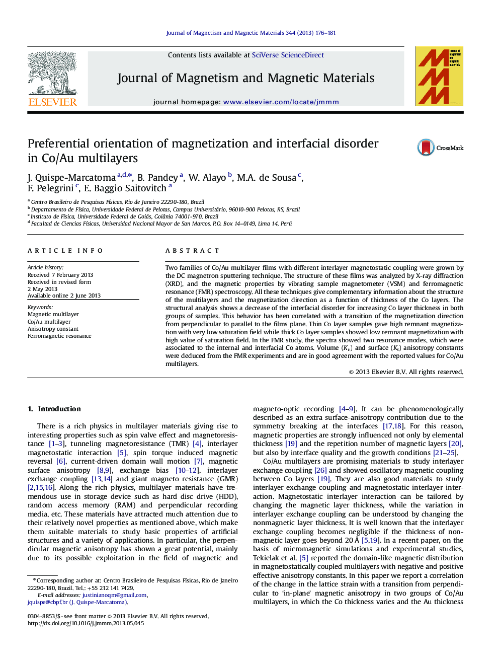 Preferential orientation of magnetization and interfacial disorder in Co/Au multilayers