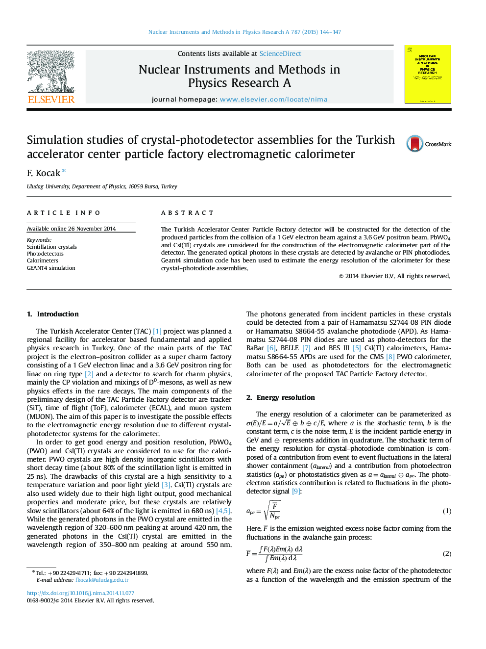 مطالعات شبیه سازی مجموعه های کریستال-فوتودتکرر برای مرکز الکترومغناطیسی کارخانه ذرات مغناطیسی ترکیه 
