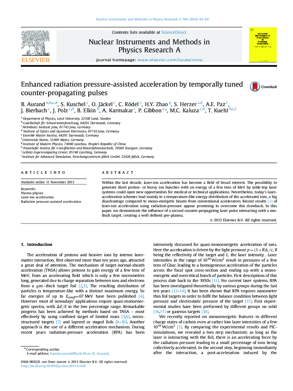 Enhanced radiation pressure-assisted acceleration by temporally tuned counter-propagating pulses