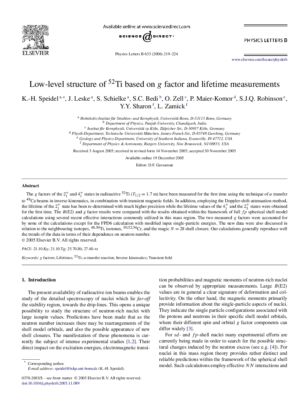 Low-level structure of 52Ti based on g factor and lifetime measurements