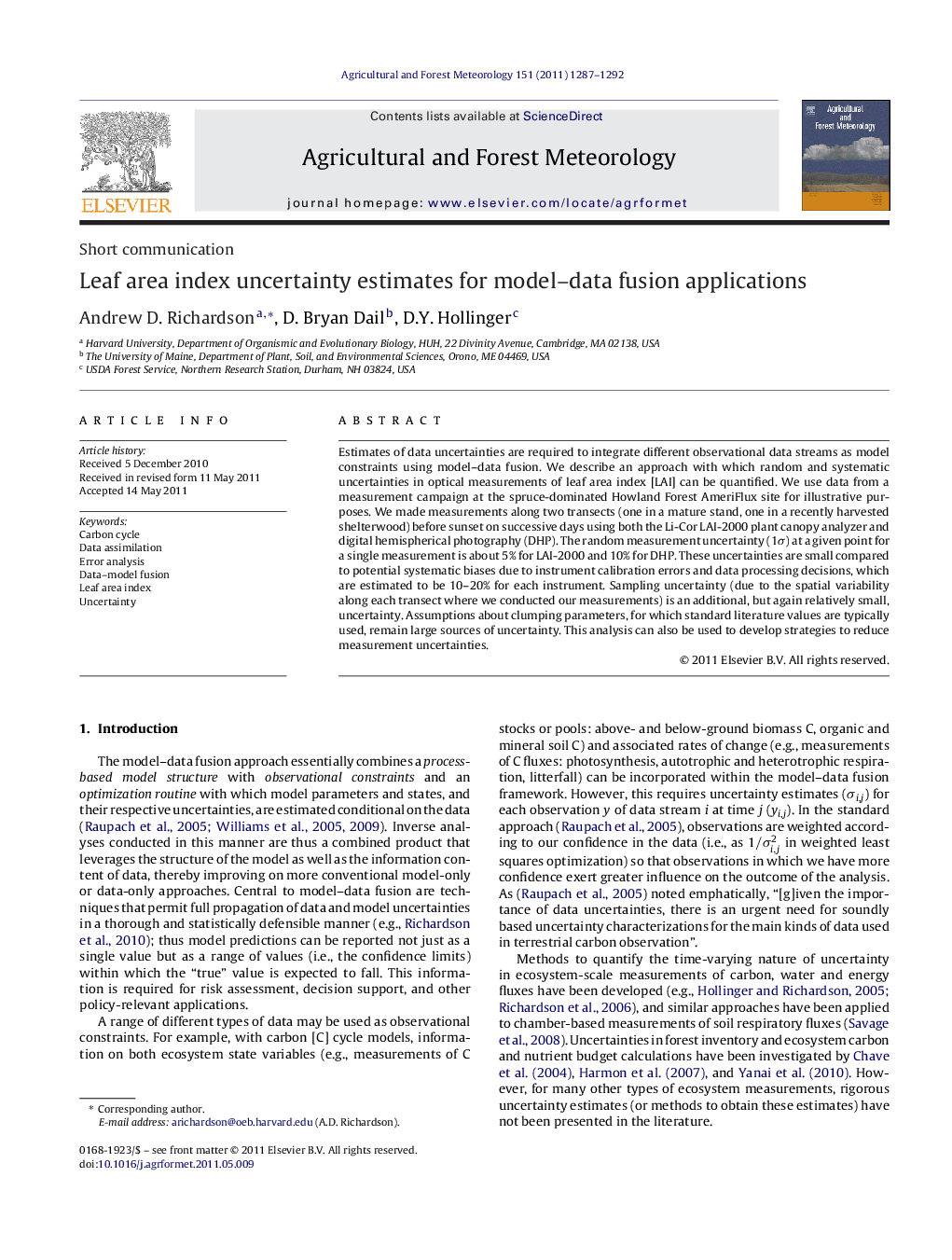 Leaf area index uncertainty estimates for model–data fusion applications