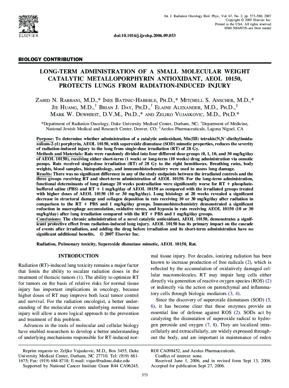 Long-term administration of a small molecular weight catalytic metalloporphyrin antioxidant, AEOL 10150, protects lungs from radiation-induced injury