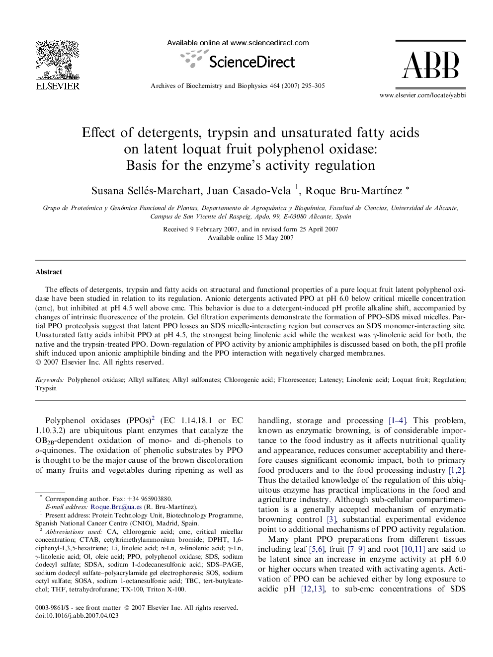 Effect of detergents, trypsin and unsaturated fatty acids on latent loquat fruit polyphenol oxidase: Basis for the enzyme's activity regulation