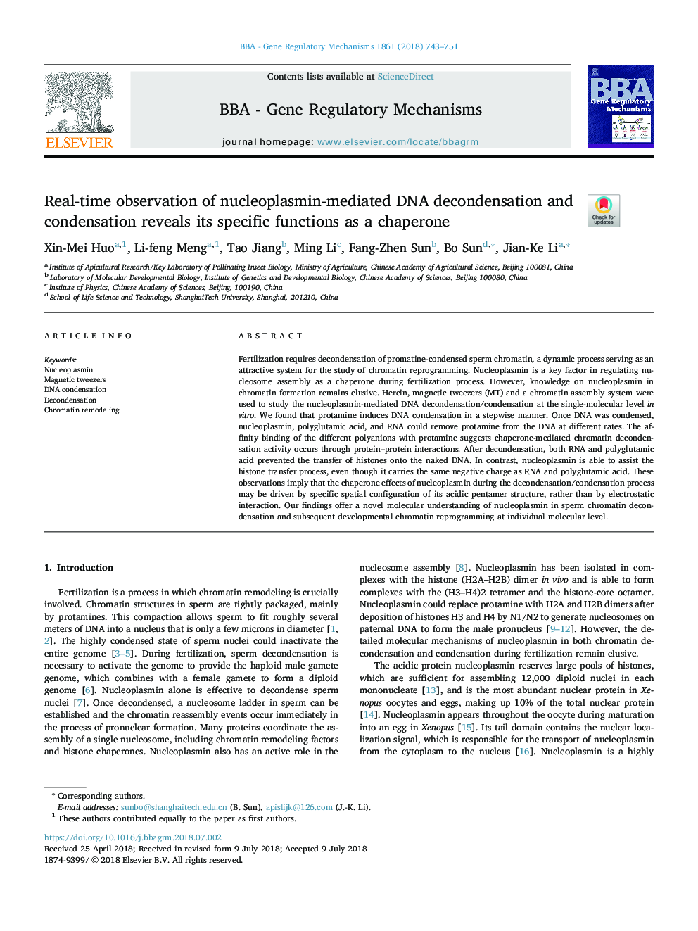 Real-time observation of nucleoplasmin-mediated DNA decondensation and condensation reveals its specific functions as a chaperone