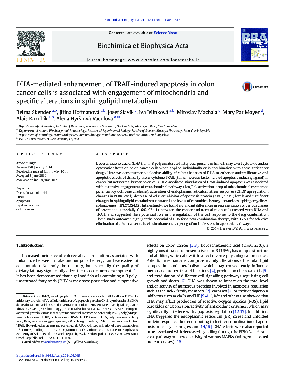 DHA-mediated enhancement of TRAIL-induced apoptosis in colon cancer cells is associated with engagement of mitochondria and specific alterations in sphingolipid metabolism