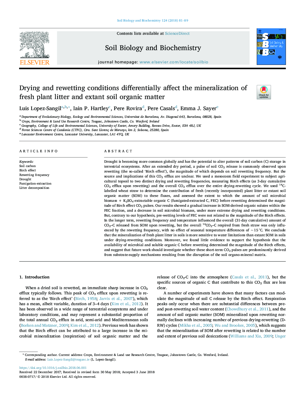 Drying and rewetting conditions differentially affect the mineralization of fresh plant litter and extant soil organic matter