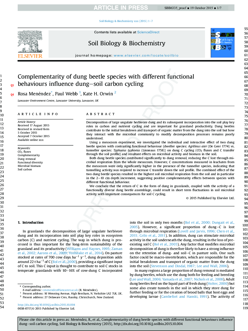 Complementarity of dung beetle species with different functional behaviours influence dung-soil carbon cycling