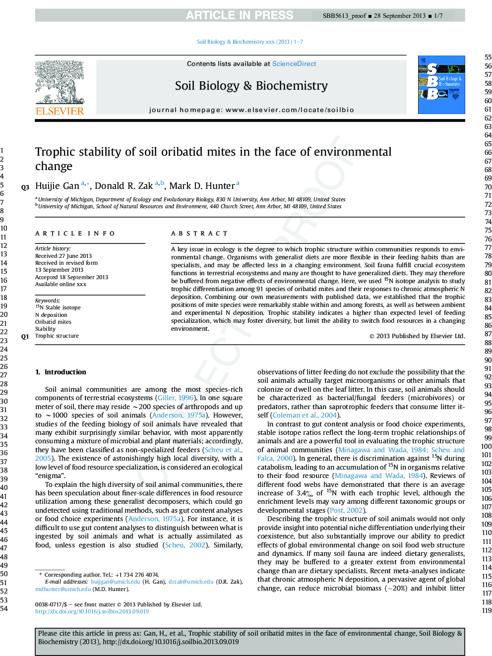 Trophic stability of soil oribatid mites in the face of environmental change