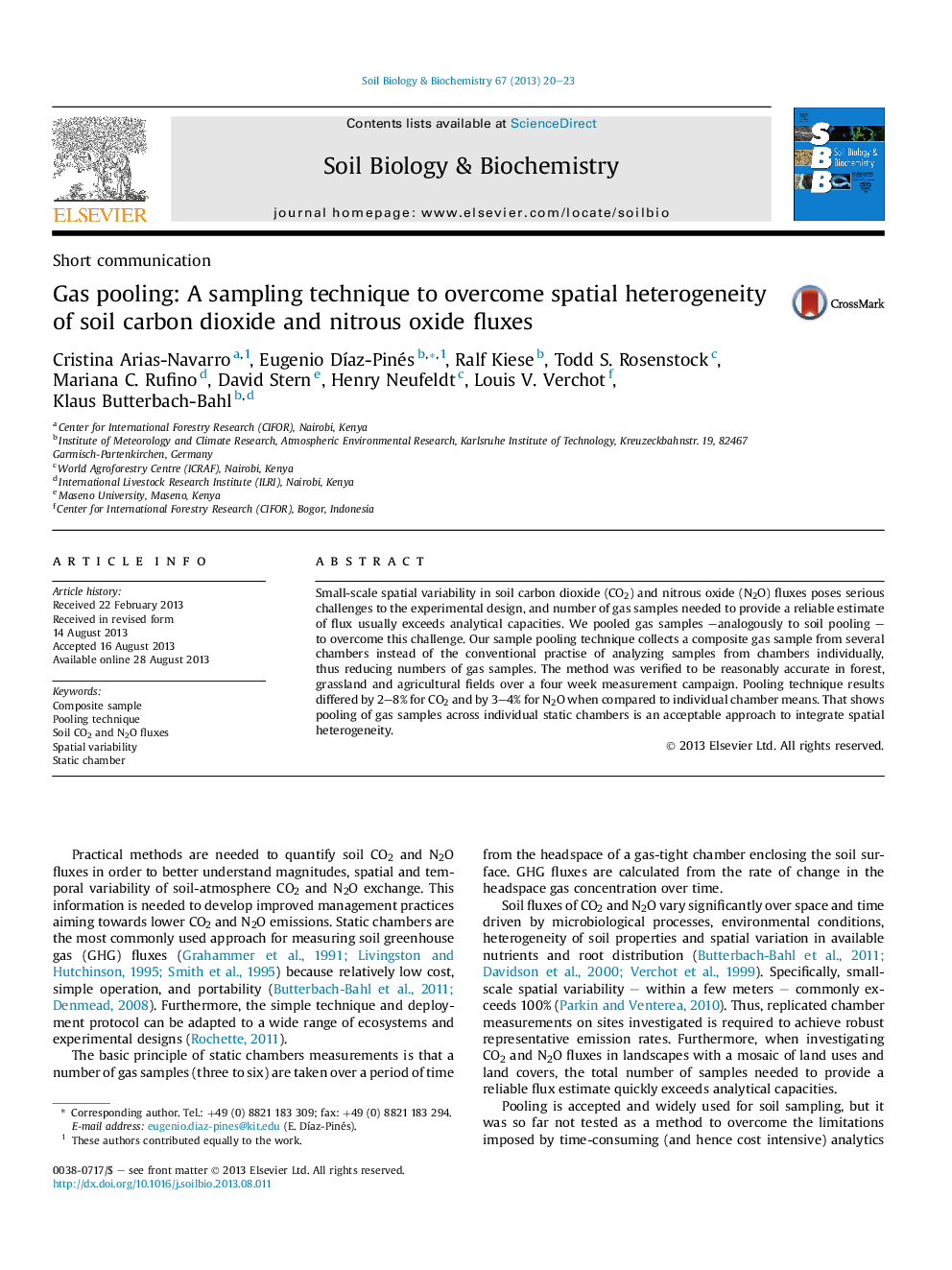 Gas pooling: A sampling technique to overcome spatial heterogeneity of soil carbon dioxide and nitrous oxide fluxes