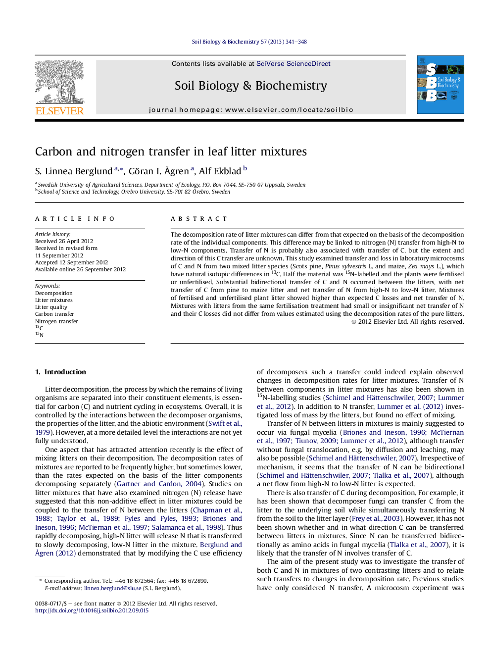 Carbon and nitrogen transfer in leaf litter mixtures