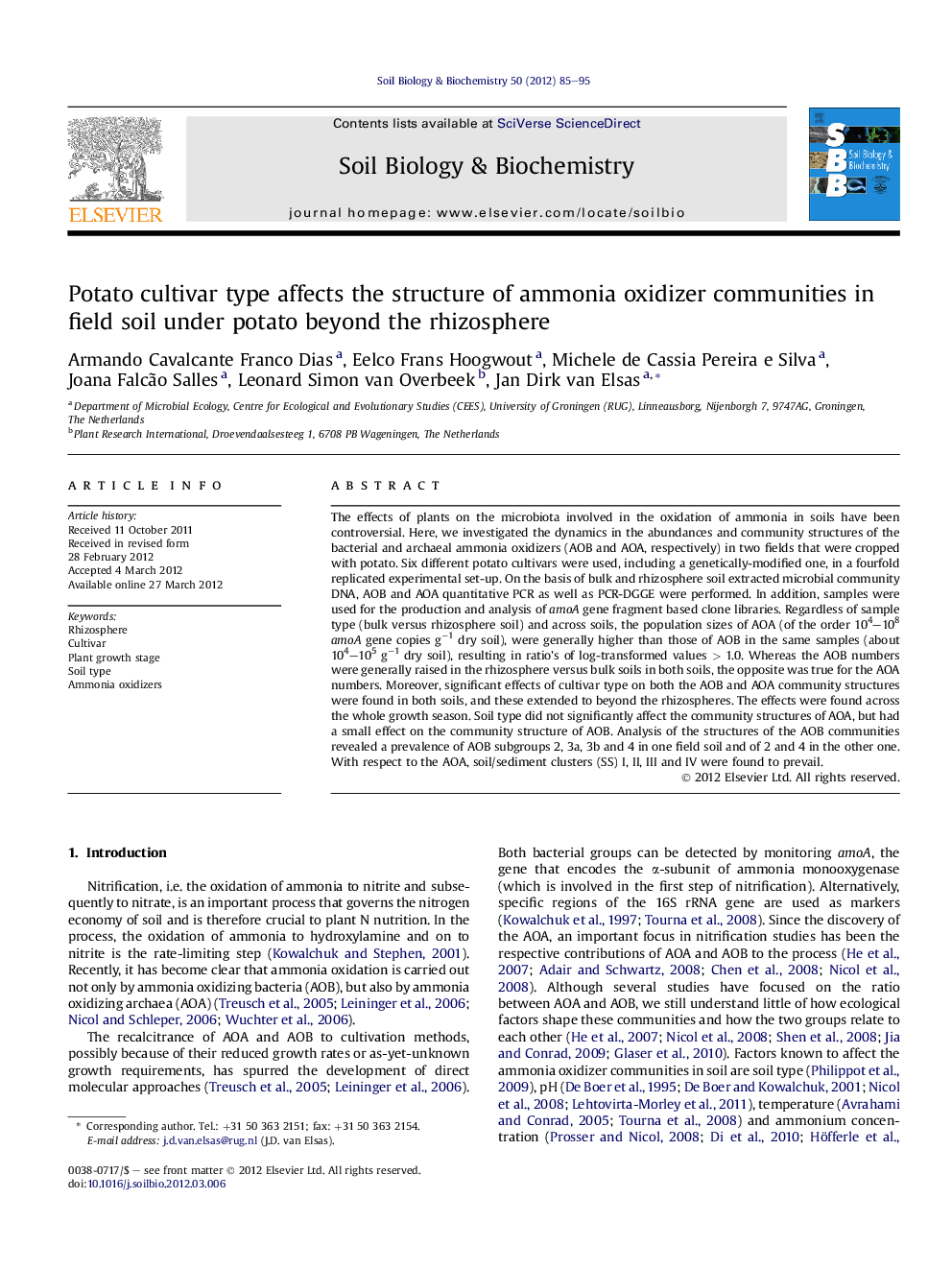 Potato cultivar type affects the structure of ammonia oxidizer communities in field soil under potato beyond the rhizosphere