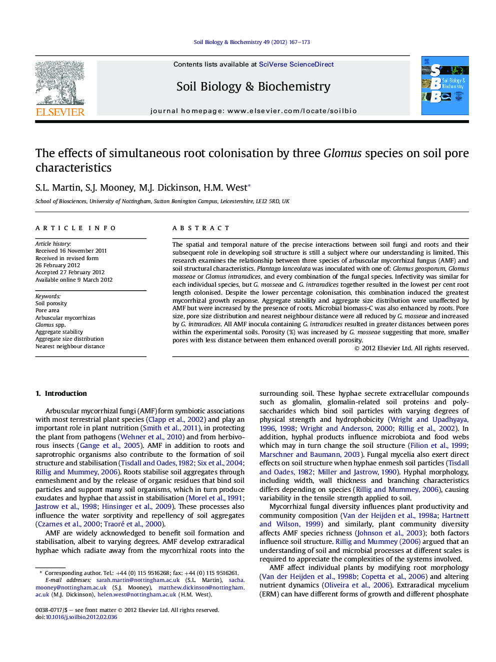 The effects of simultaneous root colonisation by three Glomus species on soil pore characteristics