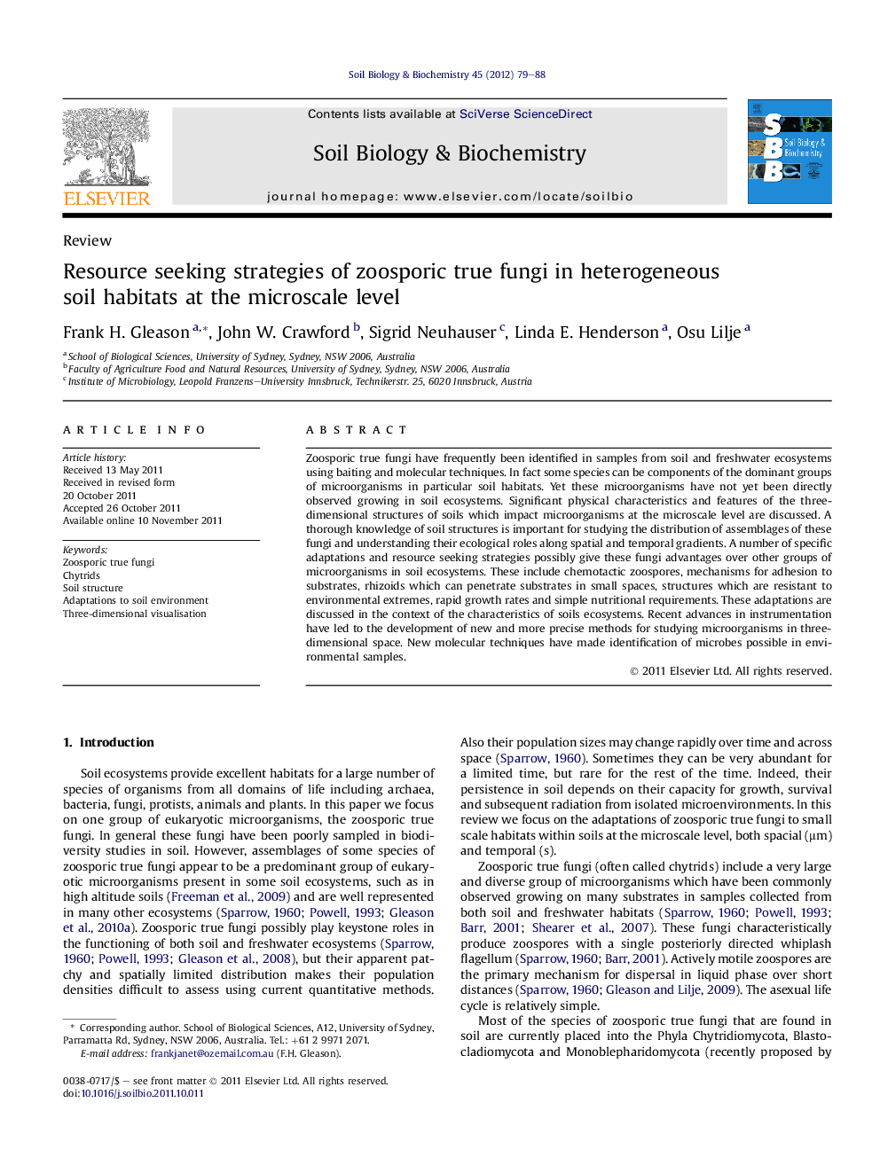 Resource seeking strategies of zoosporic true fungi in heterogeneous soil habitats at the microscale level