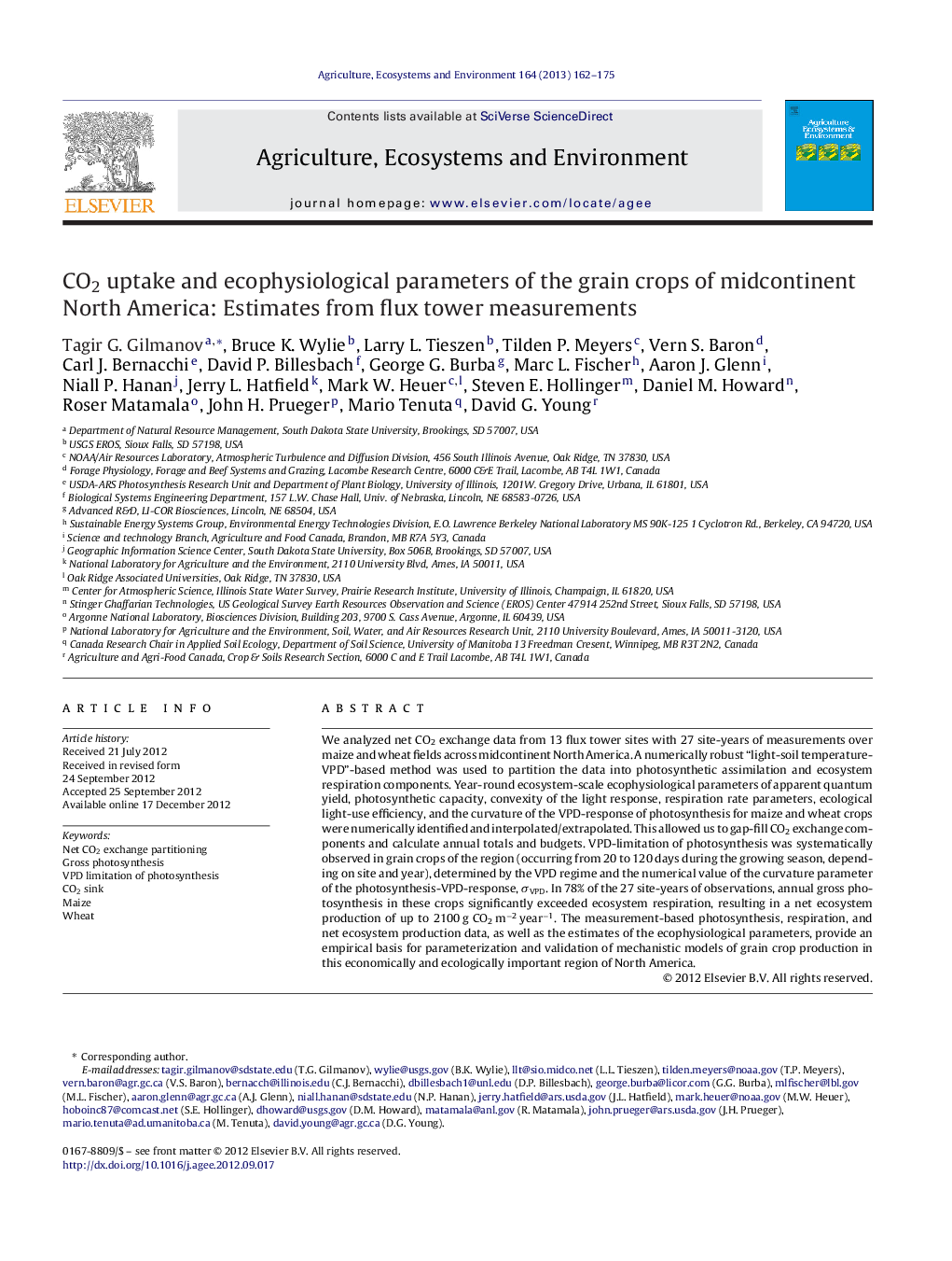 CO2 uptake and ecophysiological parameters of the grain crops of midcontinent North America: Estimates from flux tower measurements