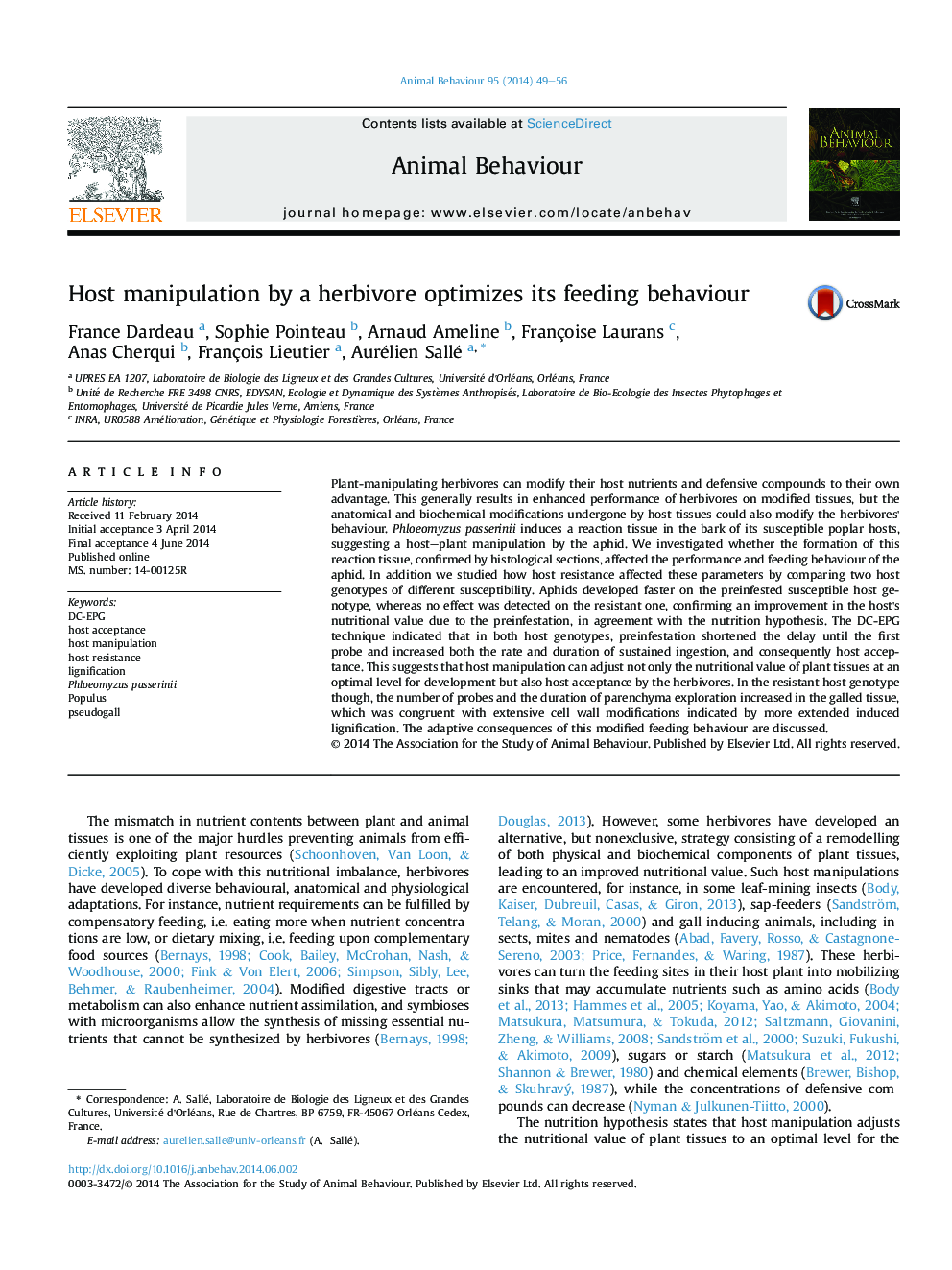 Host manipulation by a herbivore optimizes its feeding behaviour