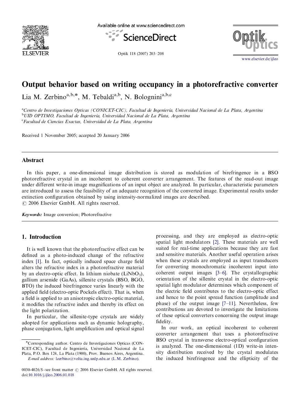 Output behavior based on writing occupancy in a photorefractive converter