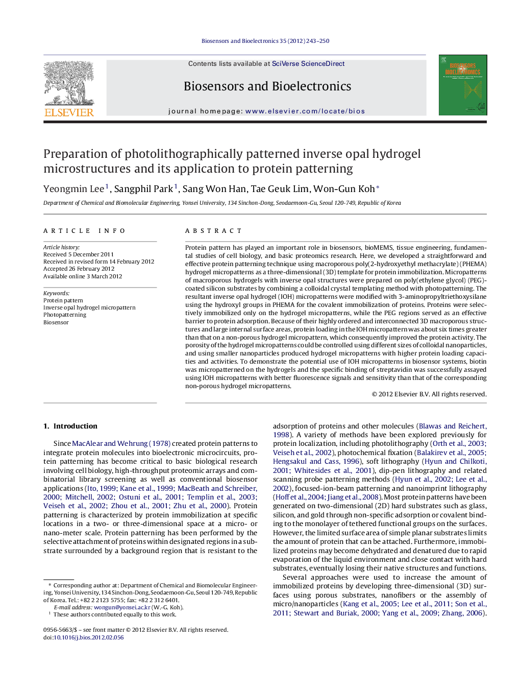 Preparation of photolithographically patterned inverse opal hydrogel microstructures and its application to protein patterning