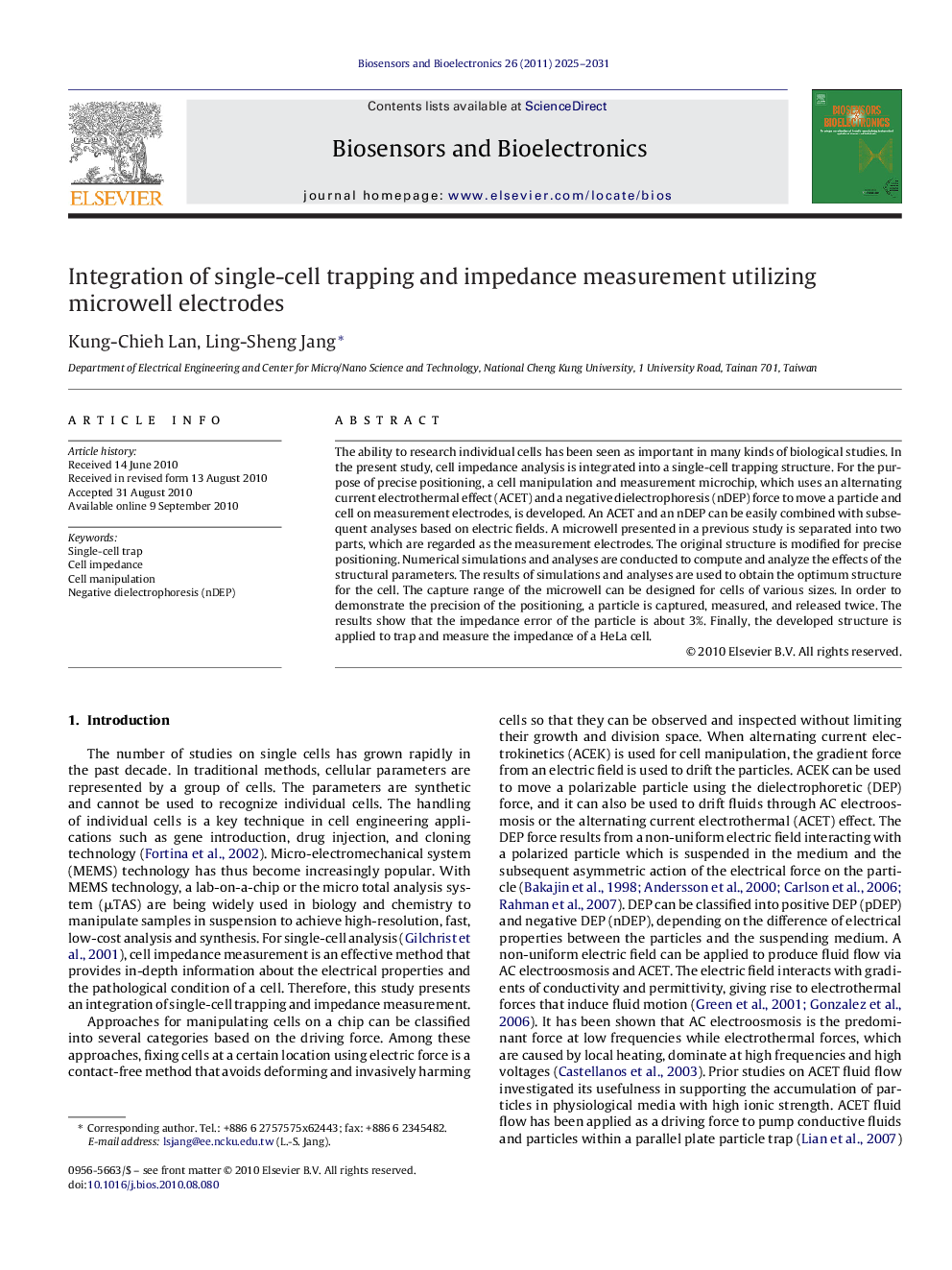 Integration of single-cell trapping and impedance measurement utilizing microwell electrodes