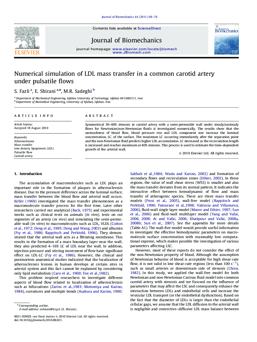 Numerical simulation of LDL mass transfer in a common carotid artery under pulsatile flows