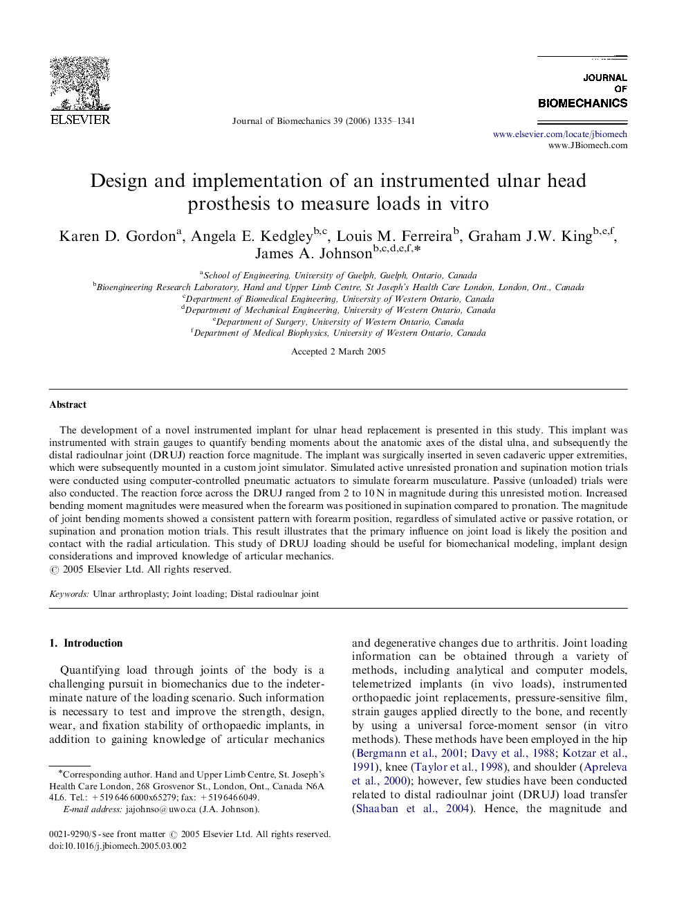 Design and implementation of an instrumented ulnar head prosthesis to measure loads in vitro