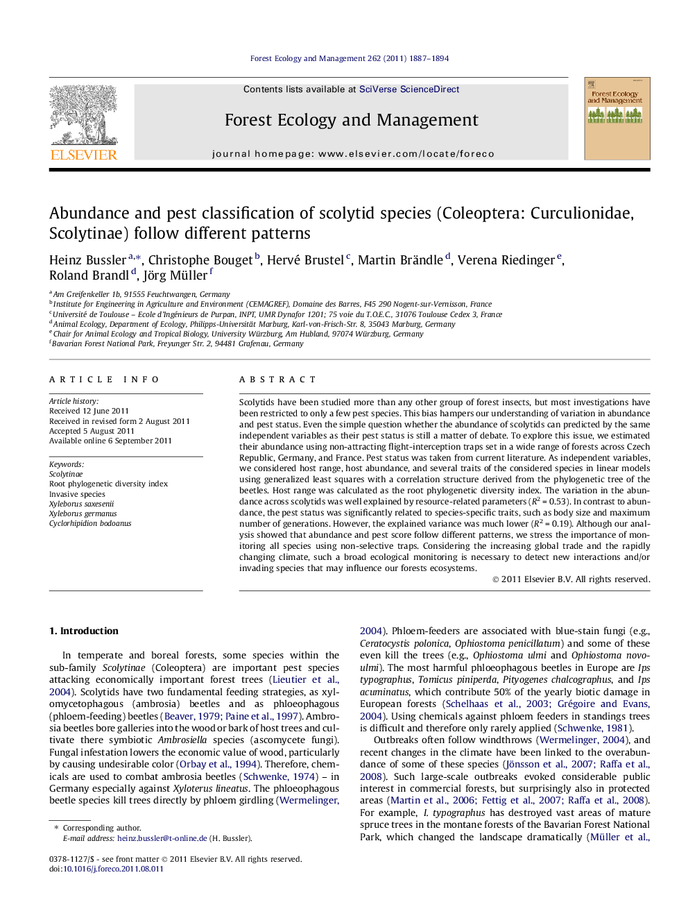 Abundance and pest classification of scolytid species (Coleoptera: Curculionidae, Scolytinae) follow different patterns