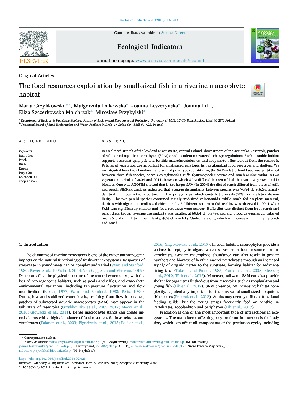 The food resources exploitation by small-sized fish in a riverine macrophyte habitat